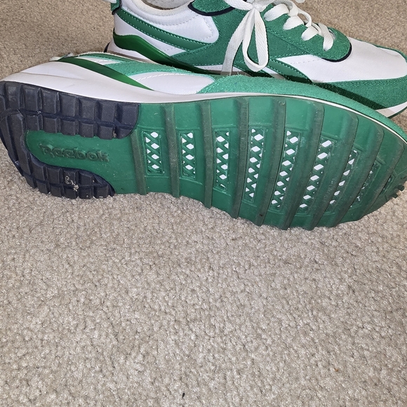 Reebok Green and White Women's Sneakers - Picture 2 of 4